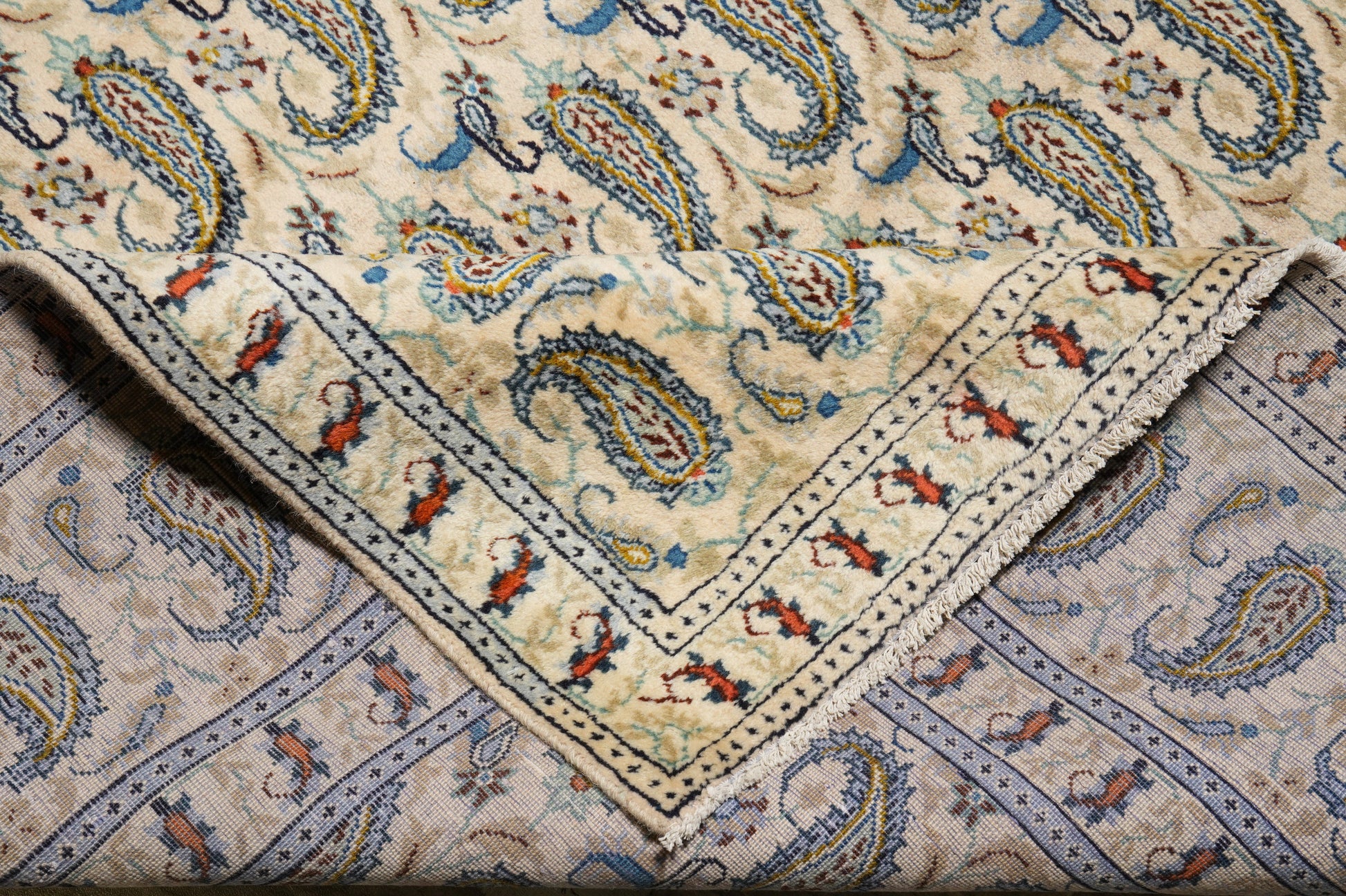 1970s paisley Kashan-style rug, alternate corner with paisley continuity