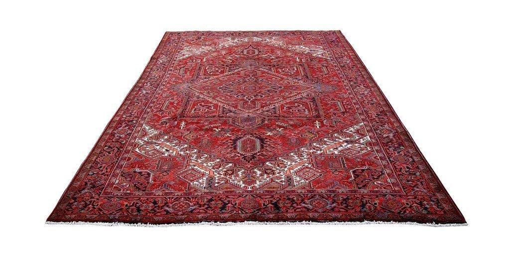 9 x 13 Heriz-style hand-knotted wool rug, detail of geometric pattern